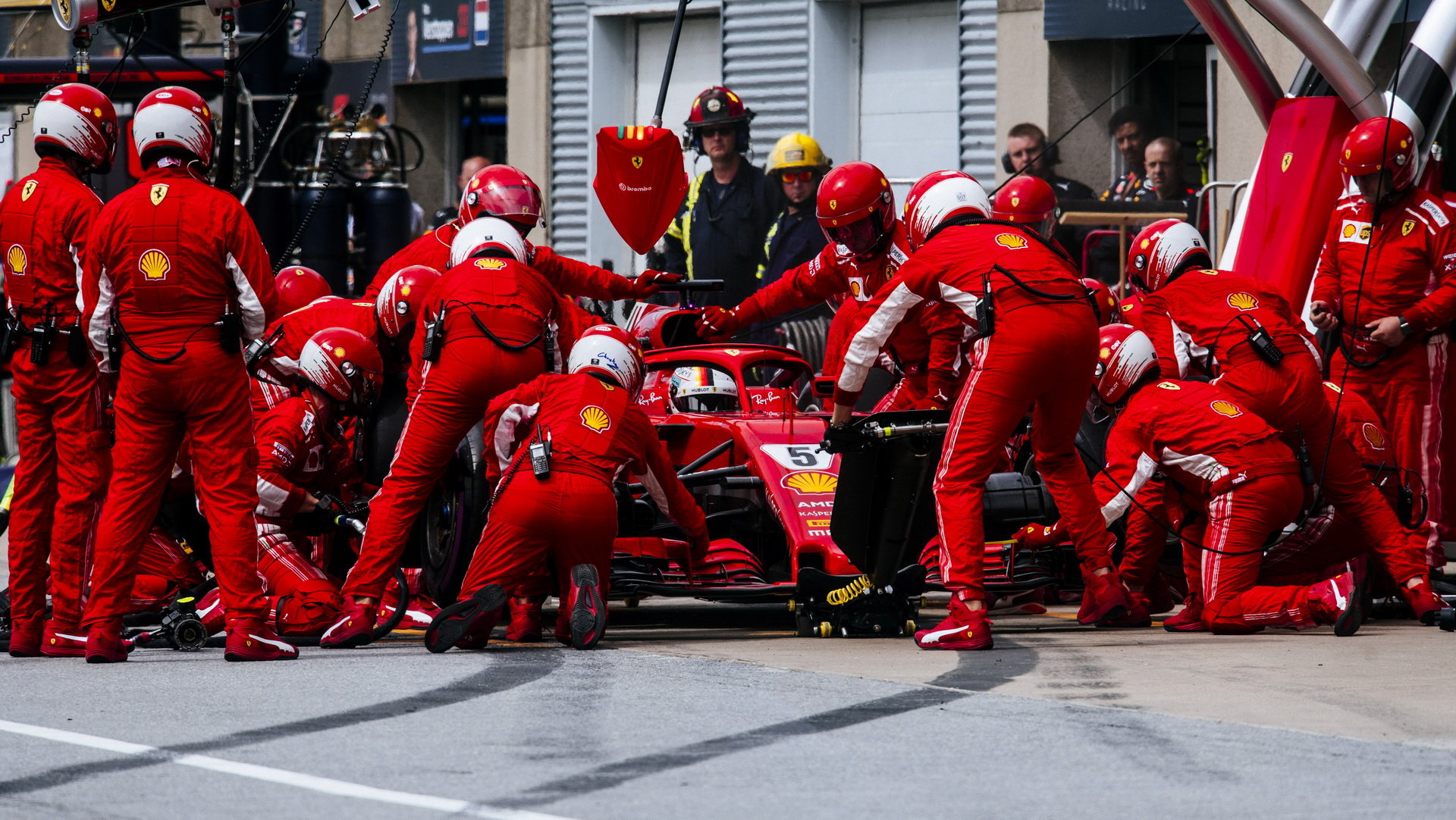 Sebastian Vettel v závodě v Kanadě