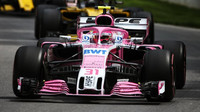 Esteban Ocon v závodě v Kanadě