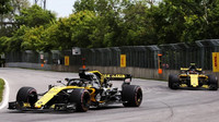 Nico Hülkenberg a Carlos Sainz v závodě v Kanadě