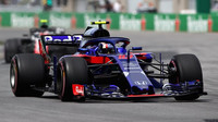 Pierre Gasly v závodě v Kanadě