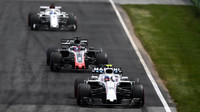 Sergej Sirotkin v závodě v Kanadě