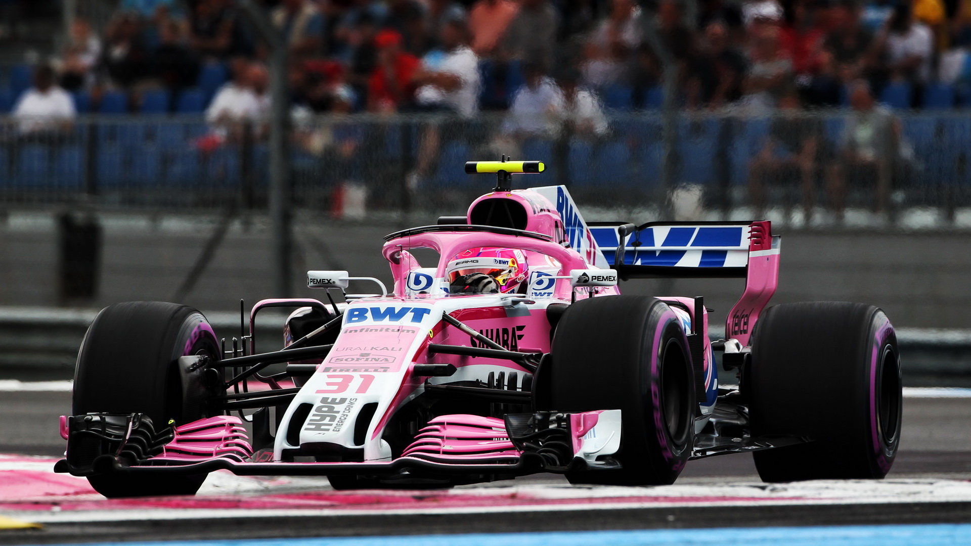 Esteban Ocon v kvalifikaci ve Francii