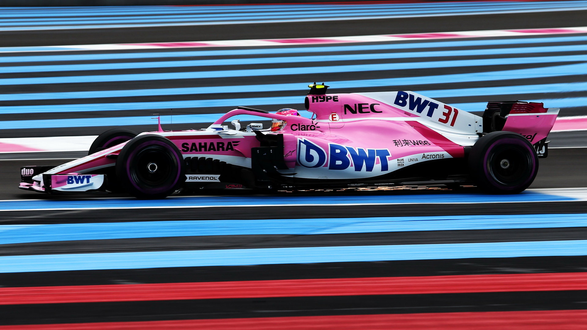 Esteban Ocon v kvalifikaci ve Francii