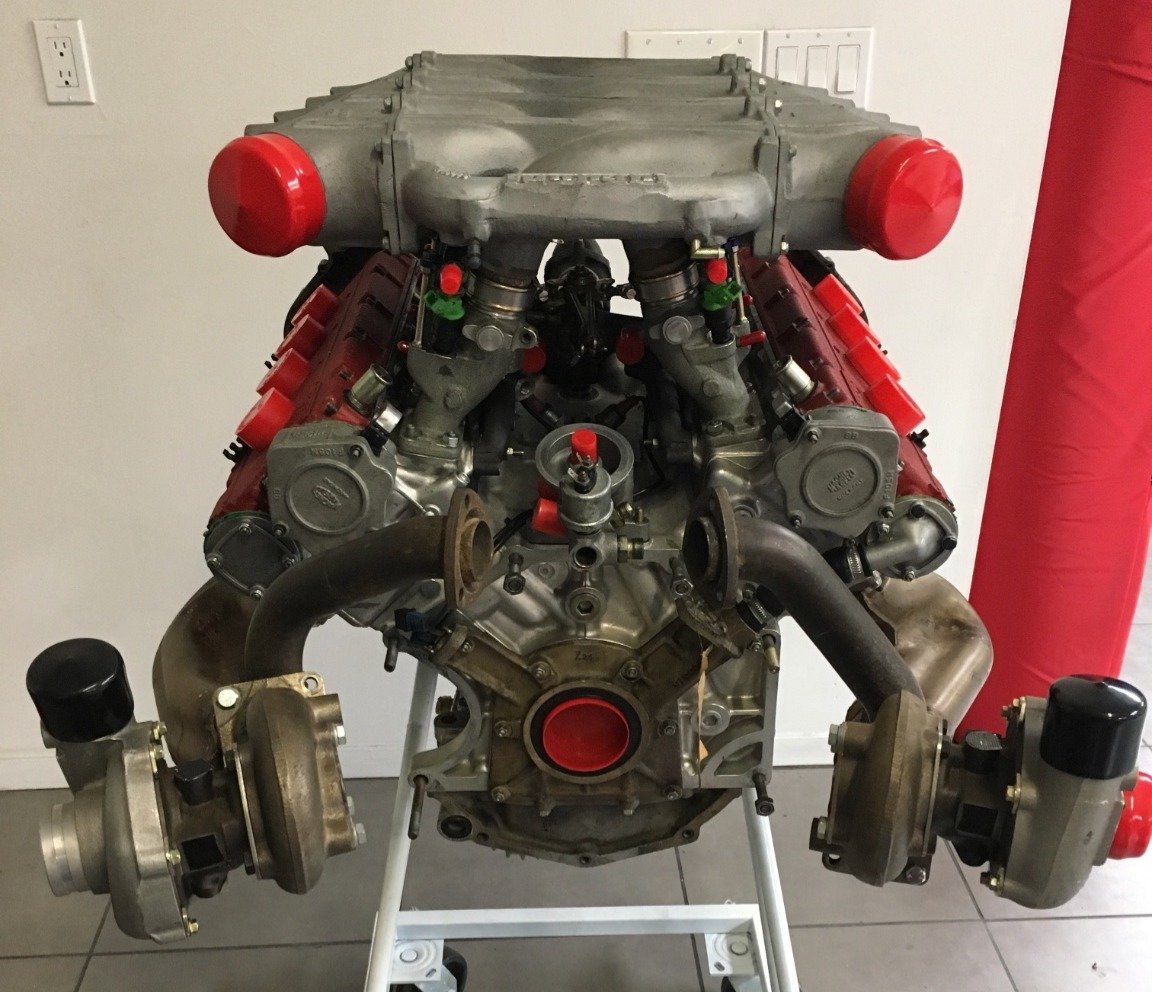 V aukci se objevil vzácný motor z Ferrari F40