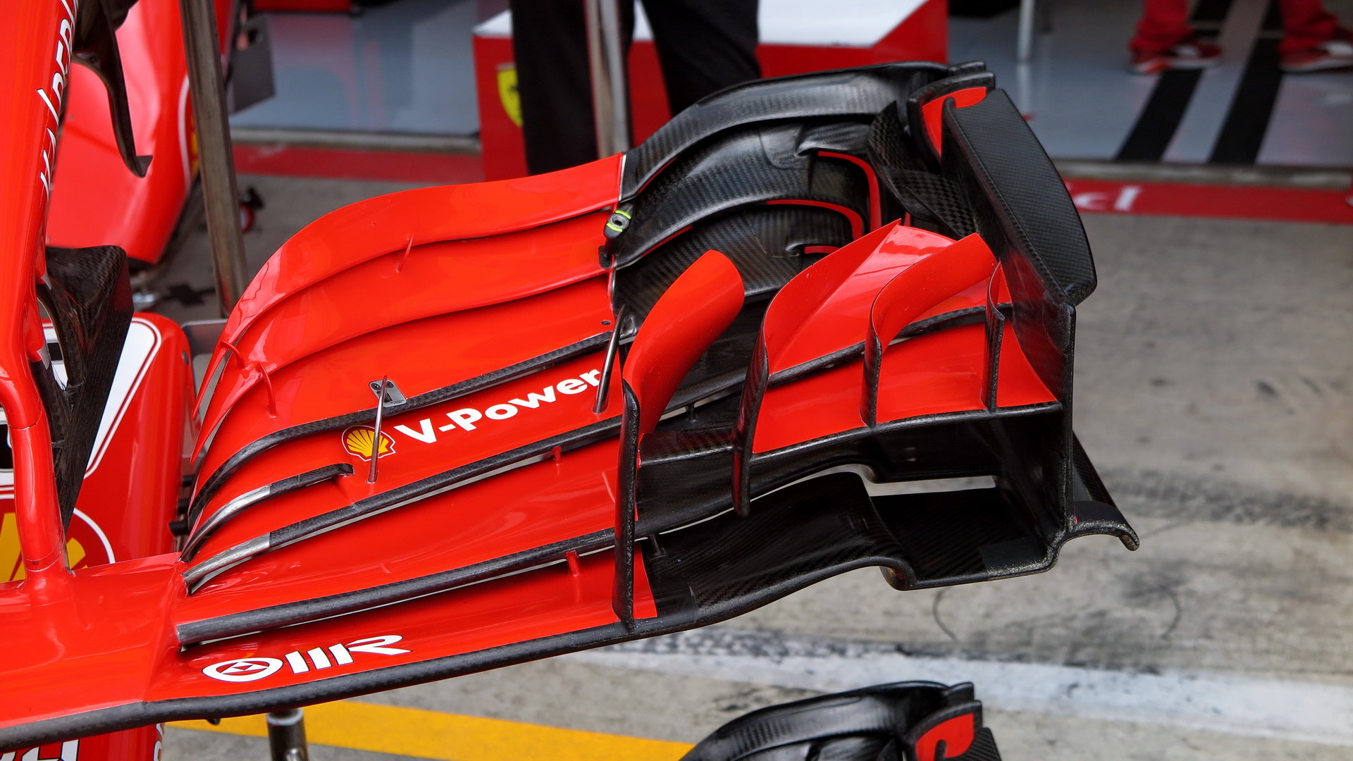 Detail předního křídla Ferrari v 1.tréninku v Rakousku