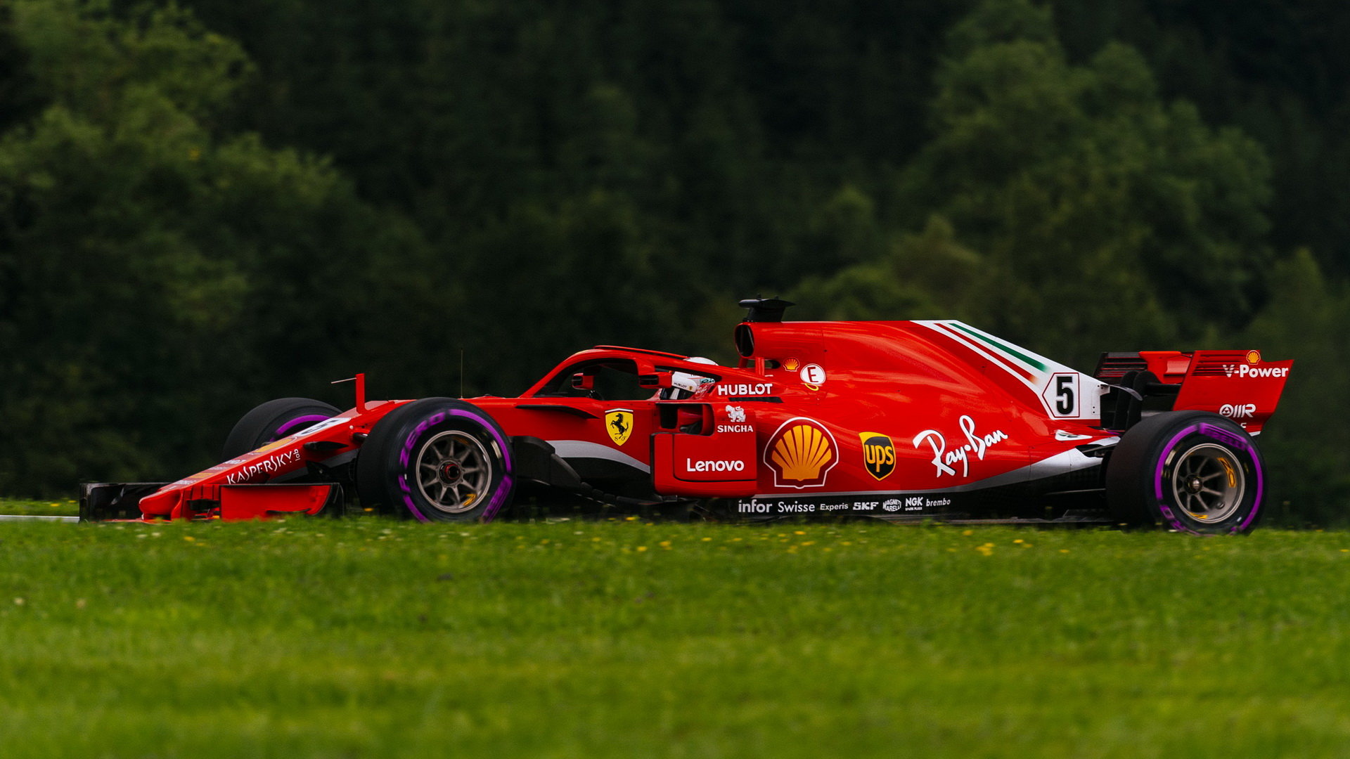 Sebastian Vettel v kvalifikaci v Rakousku