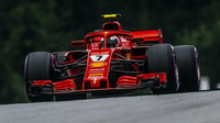Kimi Räikkönen v kvalifikaci v Rakousku