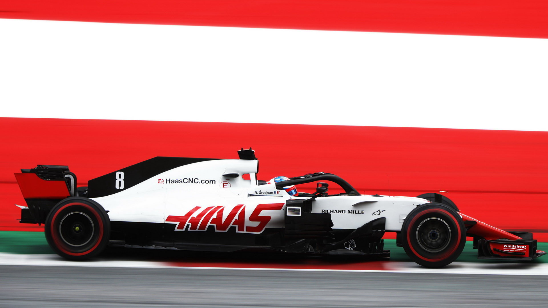 Romain Grosjean v kvalifikaci v Rakousku