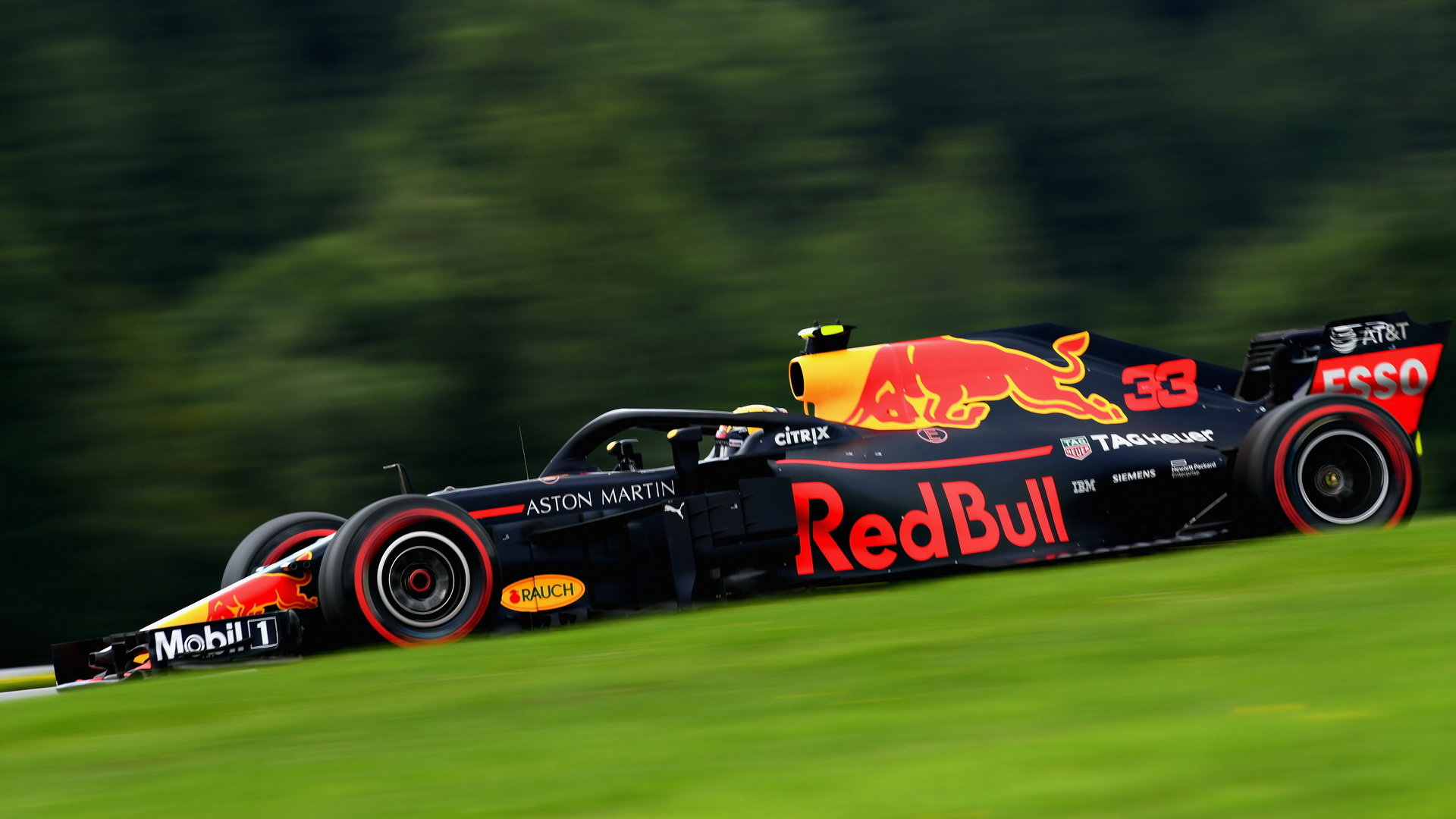 Max Verstappen v kvalifikaci v Rakousku