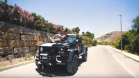 Jon Olsson se pochlubil svým brutálně upraveným kabrioletem Mercedes-Benz G500 4x4²
