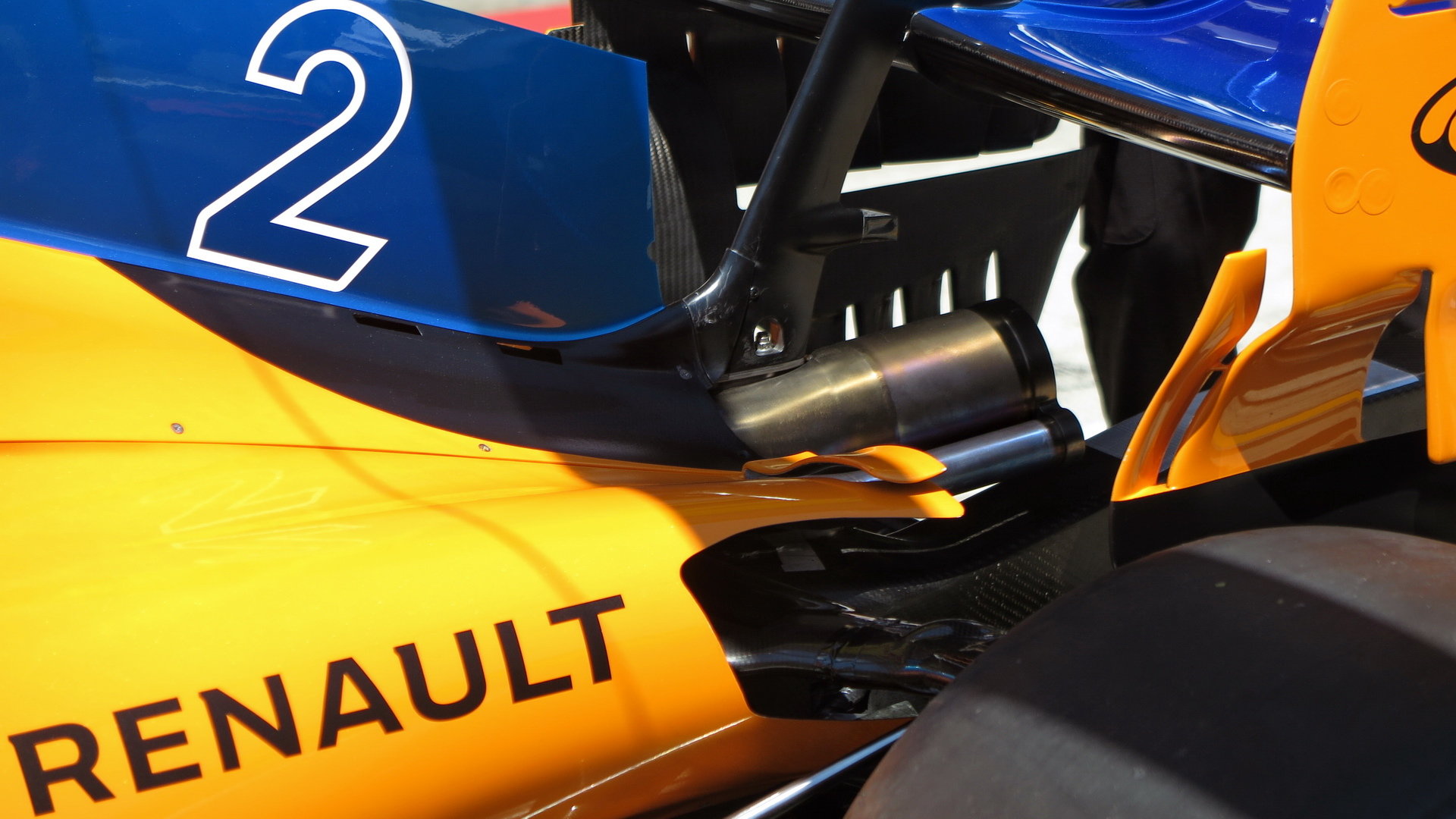 Detail zadní části McLarenu MCL33 v Rakousku