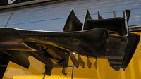 Detail předního křídla Renaultu RS18 v Rakousku