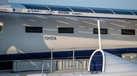První vodíková loď vyrazila na plavbu kolem světa. S podporou Toyoty