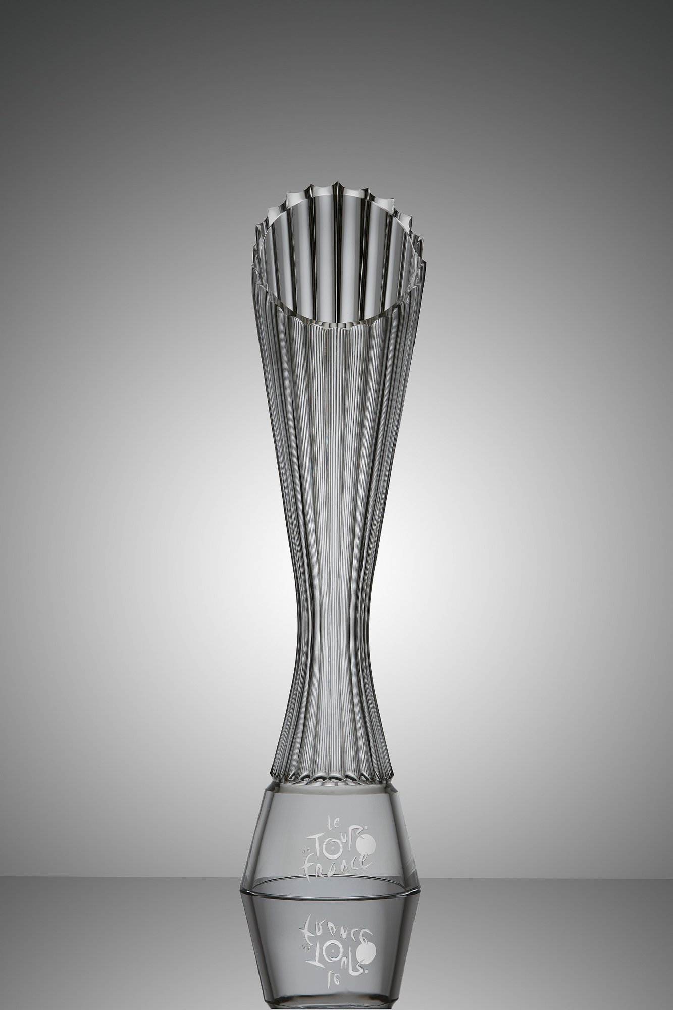Škoda Design navrhl trofeje pro vítěze Tour de France 2018