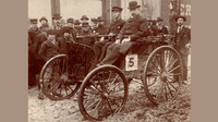 Automobil Duryea na startu závodu Chicago Times-Herald, 28. listopadu 1895