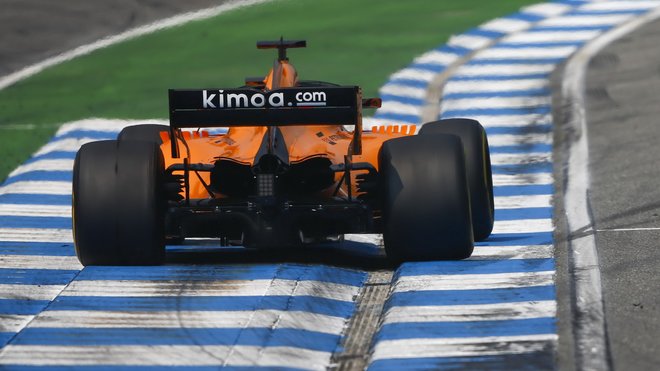 Fernando Alonso s McLarenem MCL33 ve Velké ceně Německa