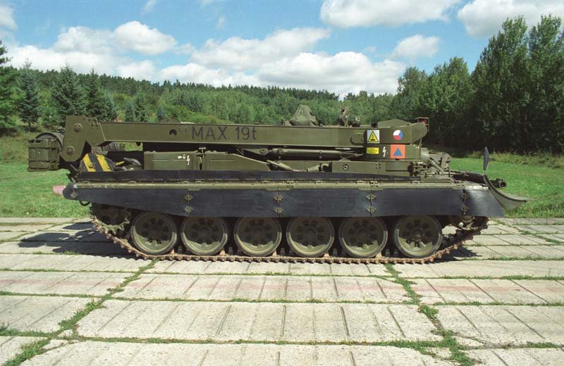 Vyprošťovací tank VT-72