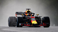 Daniel Ricciardo za deštivé kvalifikace v Maďarsku