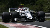 Charles Leclerc v třetím tréninku v Maďarsku