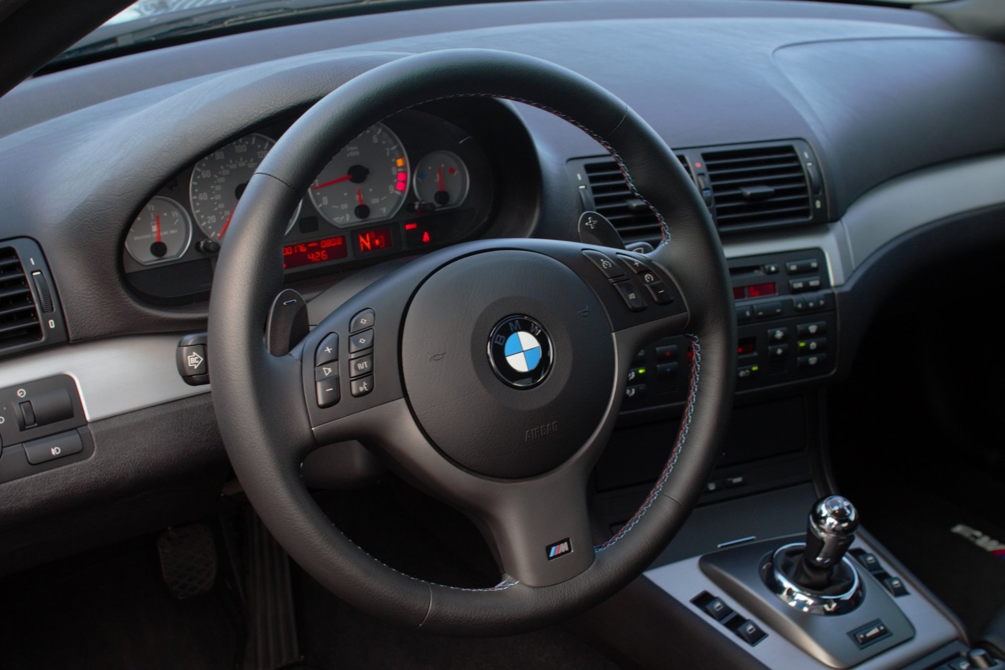 BMW M3 generace e46 s nájezdem 283 km je skutečný poklad
