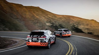 Audi zkoušela rekuperaci elektrického modelu Audi E-Tron Sportback na slavné hoře Pikes Peak