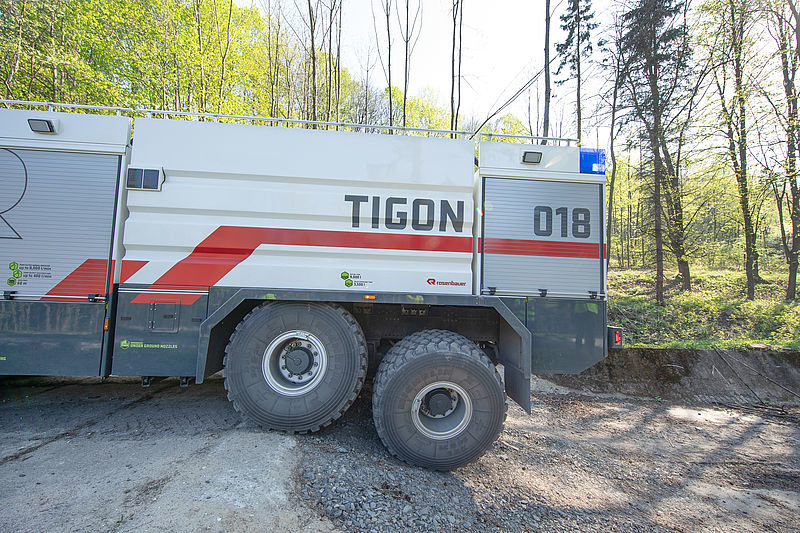 Tatra Tigon: Spojením osvědčeného podvozku Tatra a nástavby od společnosti Rosenbauer vznikl naprosto výjimečný hasičský speciál