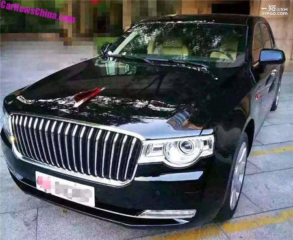 Snímky nové čínské vládní limuzíny Hongqi N501