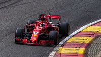 Sebastian Vettel v závodě v Belgii