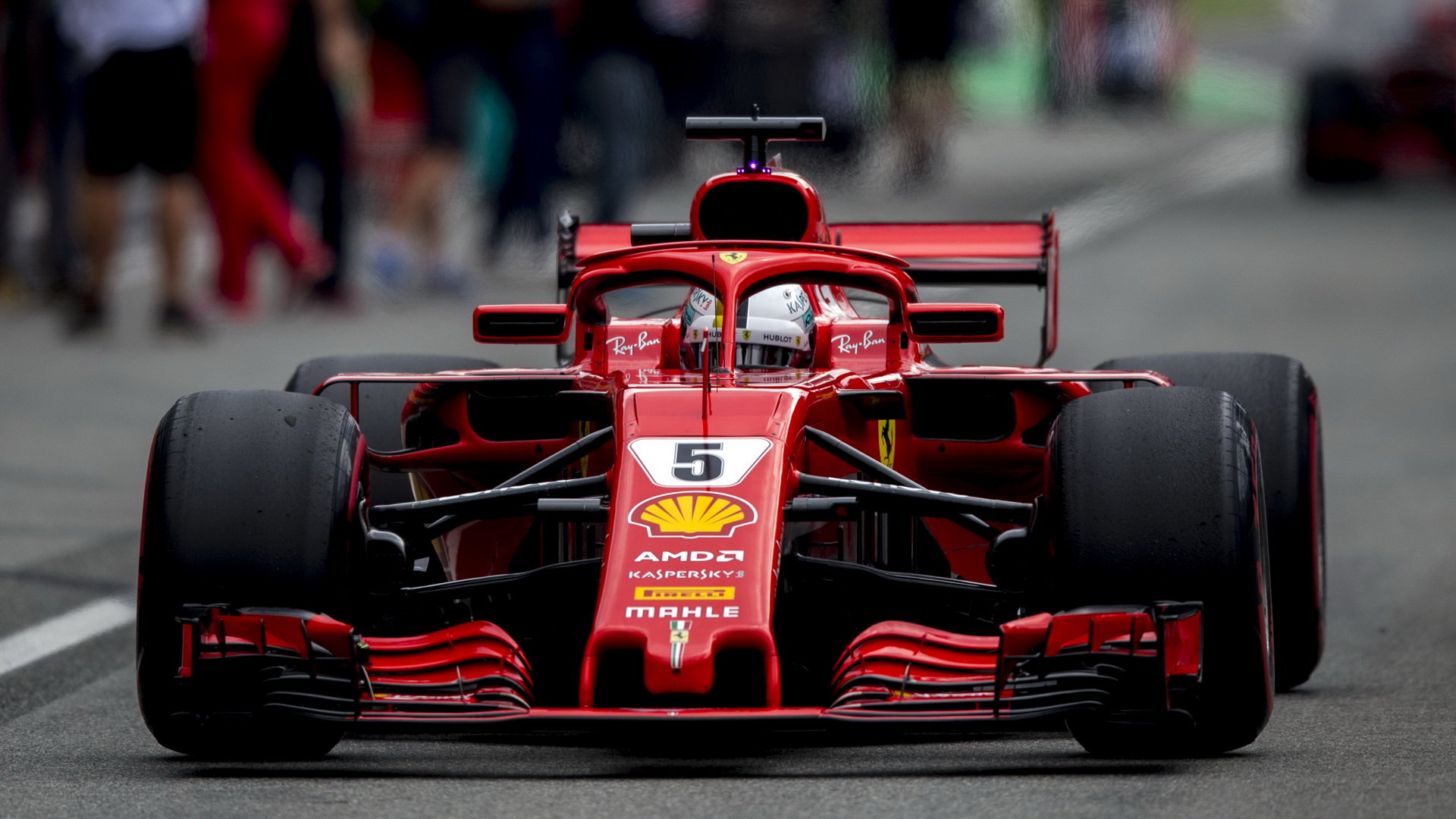 Sebastian Vettel v závodě v Monze