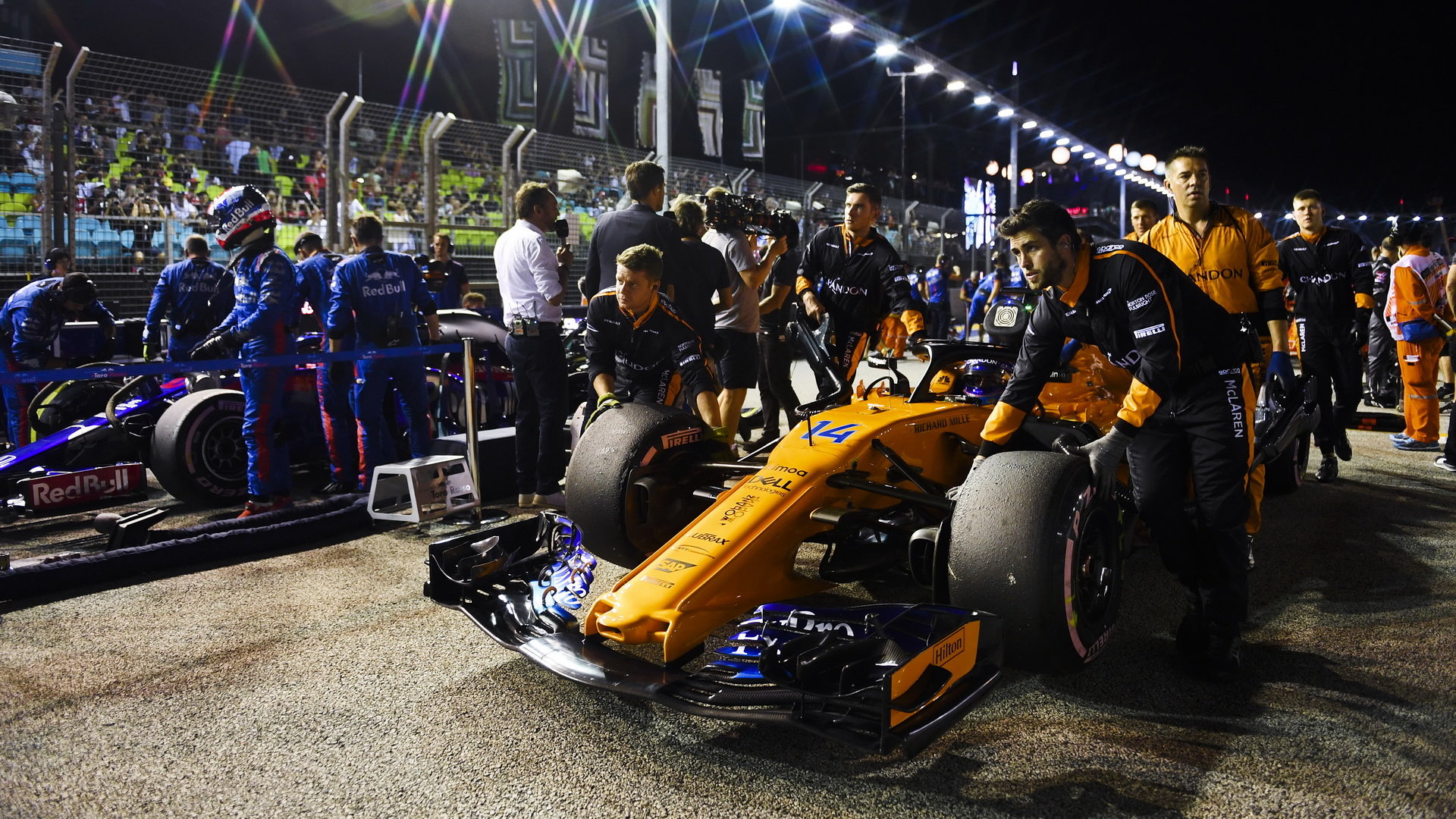 Fernando Alonso dojel v Singapuru na slušném sedmém místě