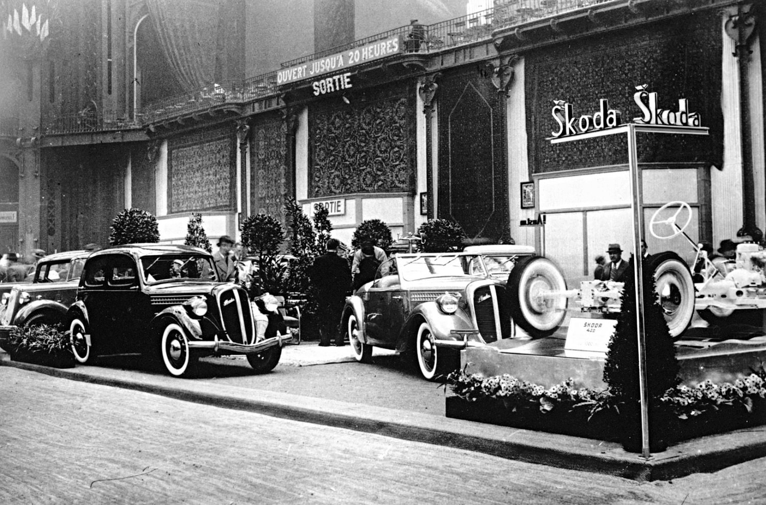Po první světové válce byly v zahraničí z mladoboleslavské produkce nejžádanější motorové pluhy Excelsior, ve 30. letech pak osobní vozy Škoda Popular