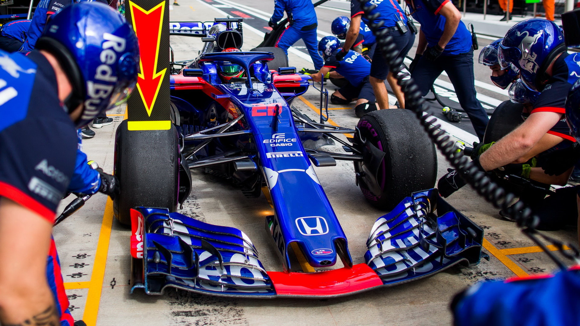 Brendon Hartley při tréninku v Soči