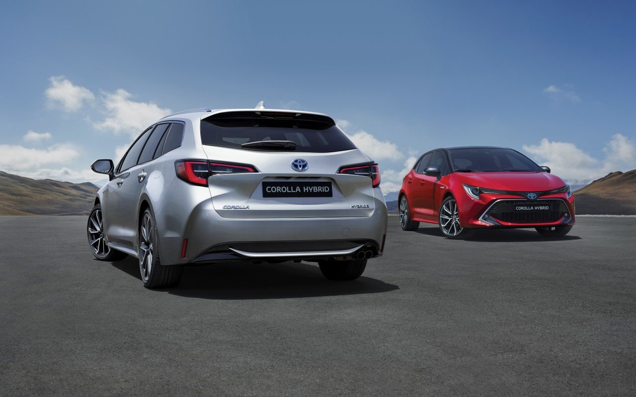 Toyota představila na pařížském autosalonu novou Corollu & Corollu Touring Sports