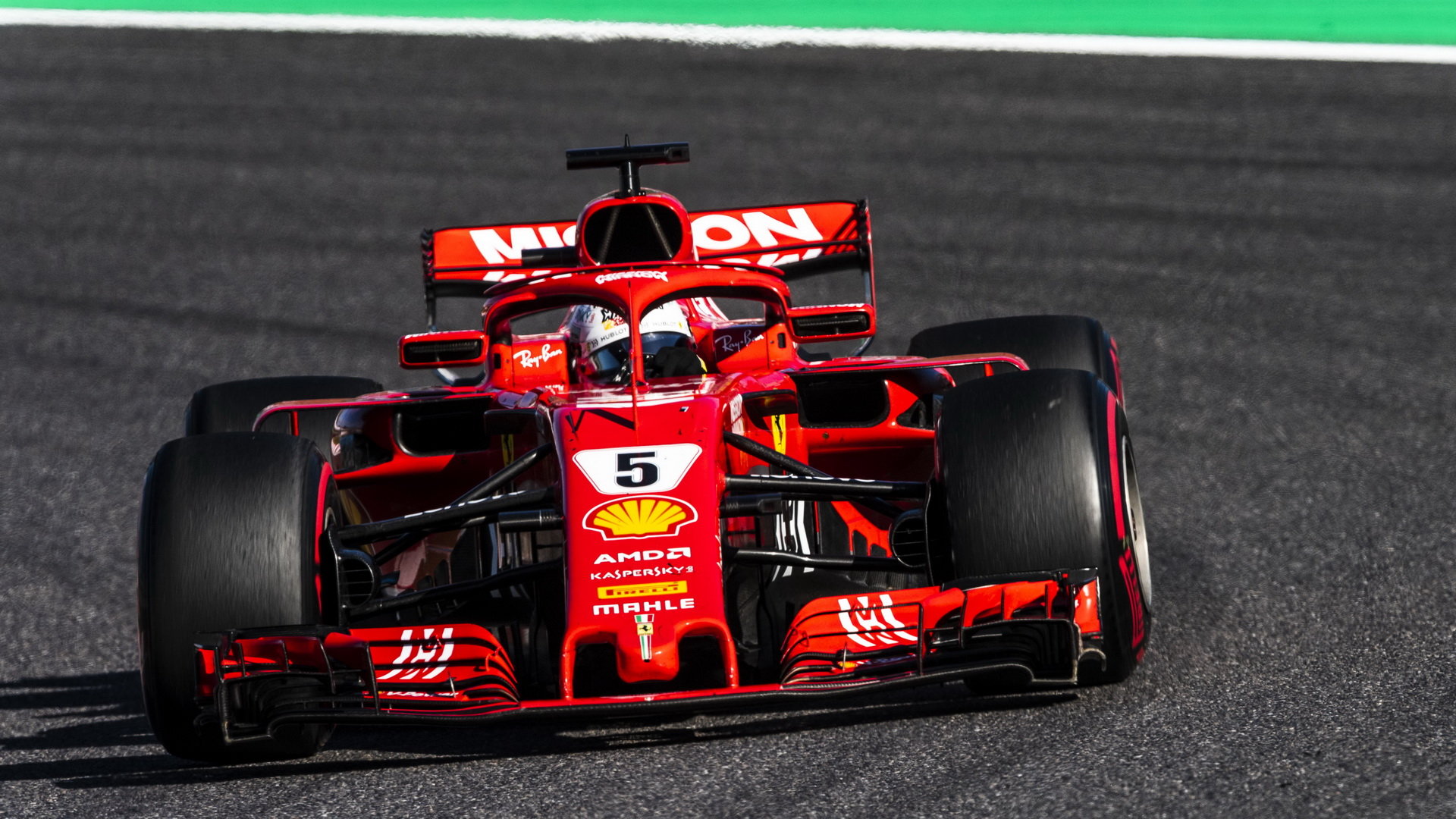 Sebastian Vettel v závodě v Japonsku