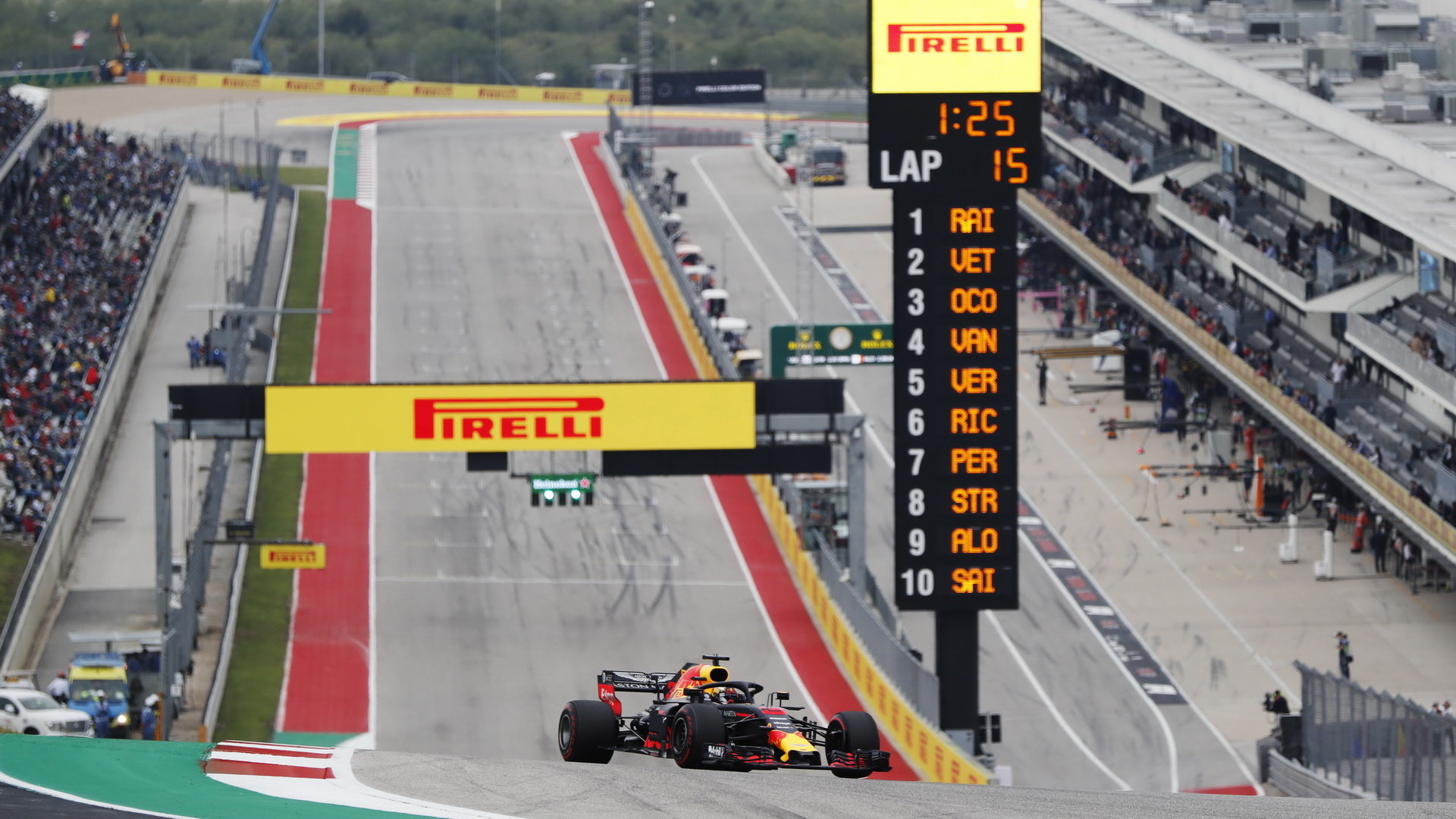 Daniel Ricciardo v kvalififikaci v Austinu