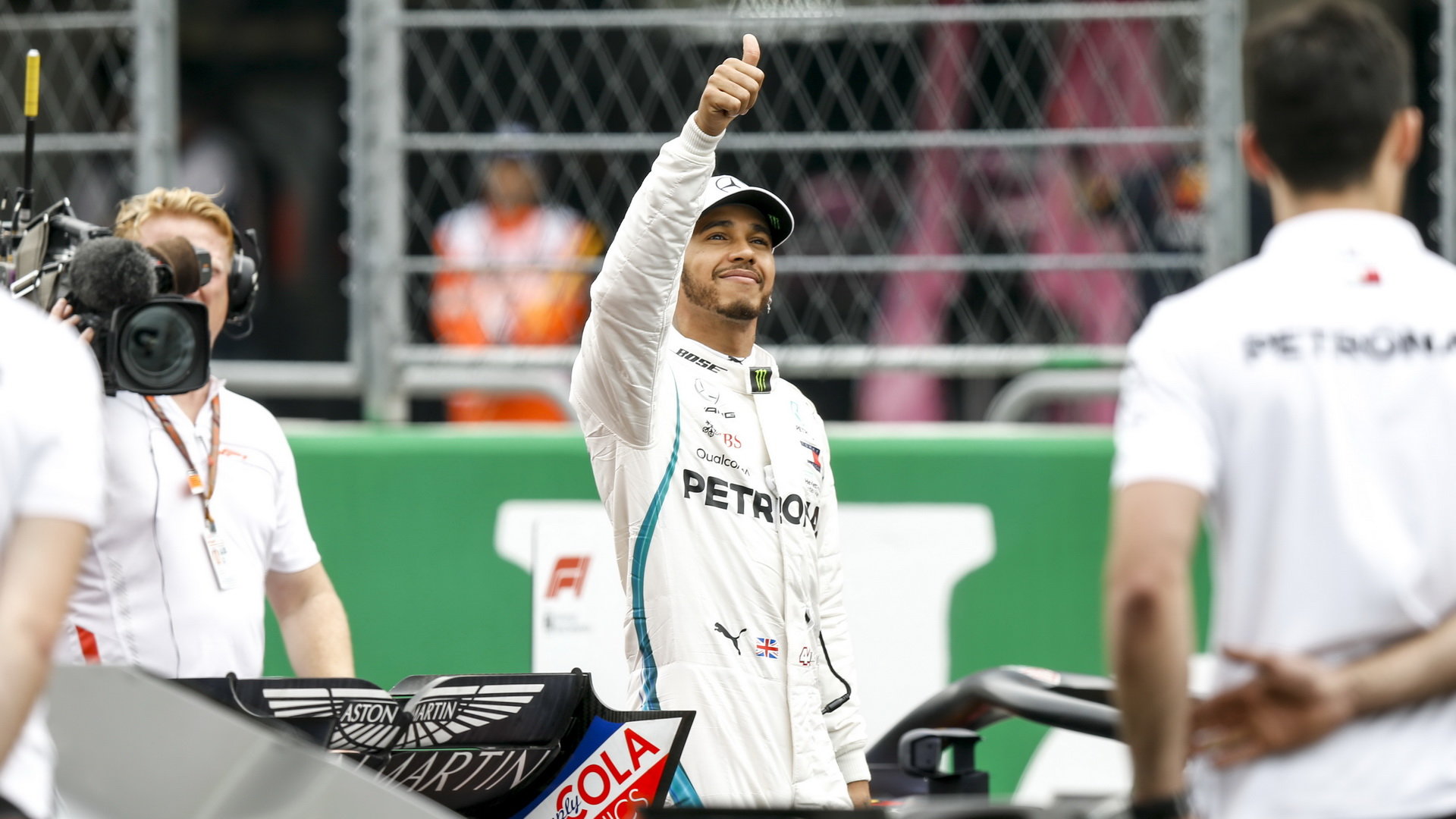 Lewis Hamilton po kvalifikaci v Mexiku