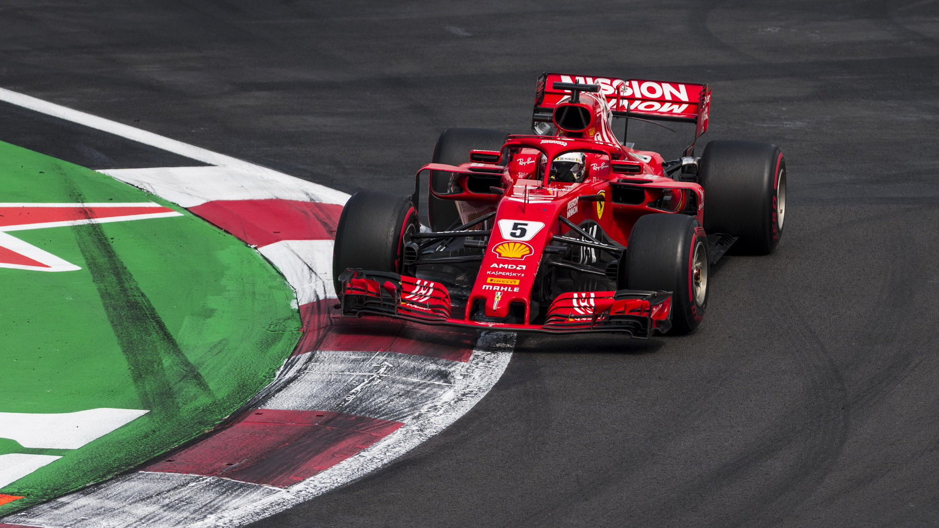 Sebastian Vettel v závodě v Mexiku