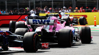 Esteban Ocon v závodě v Mexiku