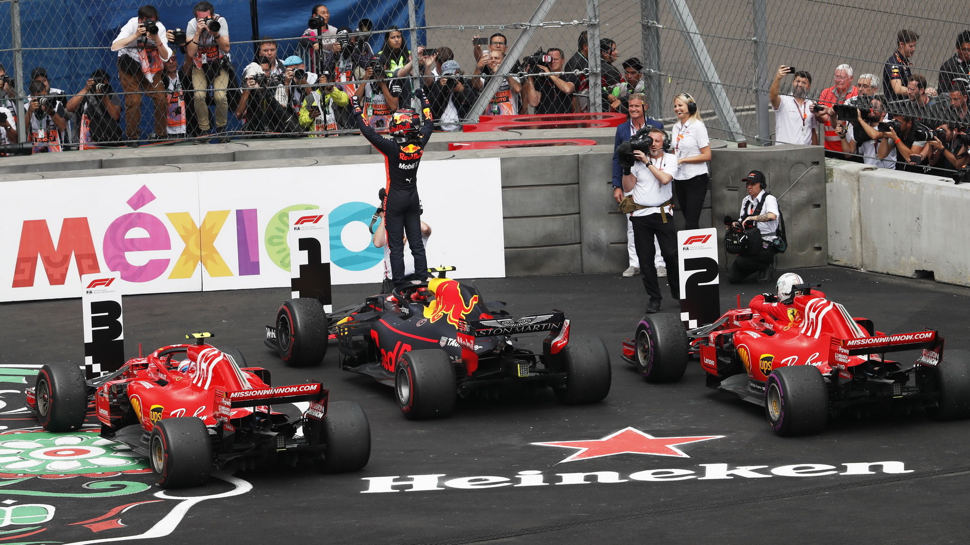Red Bull porazil obě Ferrari i Mercedesy