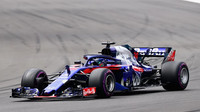 Brendon Hartley v závodě v Mexiku