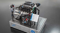 Dodge a Mopar představili nový motor 426 Hemi 'Hellephant', který se poprvé představil pod kapotou upravené Dodge Charger z roku 1968 "Super Charger"