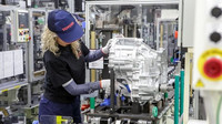 Toyota začíná  v Evropě vyrábět hybridní převodovky