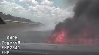 Kvůli překročení rychlosti skončil policejní vůz v plamenech