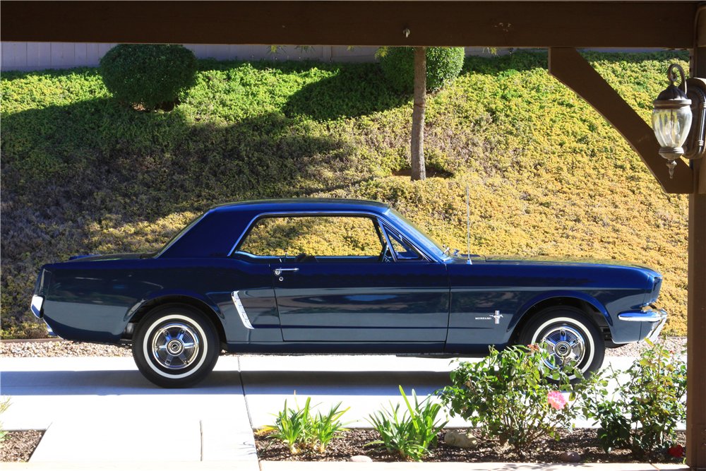 Ford Mustang s VIN 00002 je nejstarším vyrobeným předprodukčním kupé a druhým nejstarším předprodukčním Mustangem