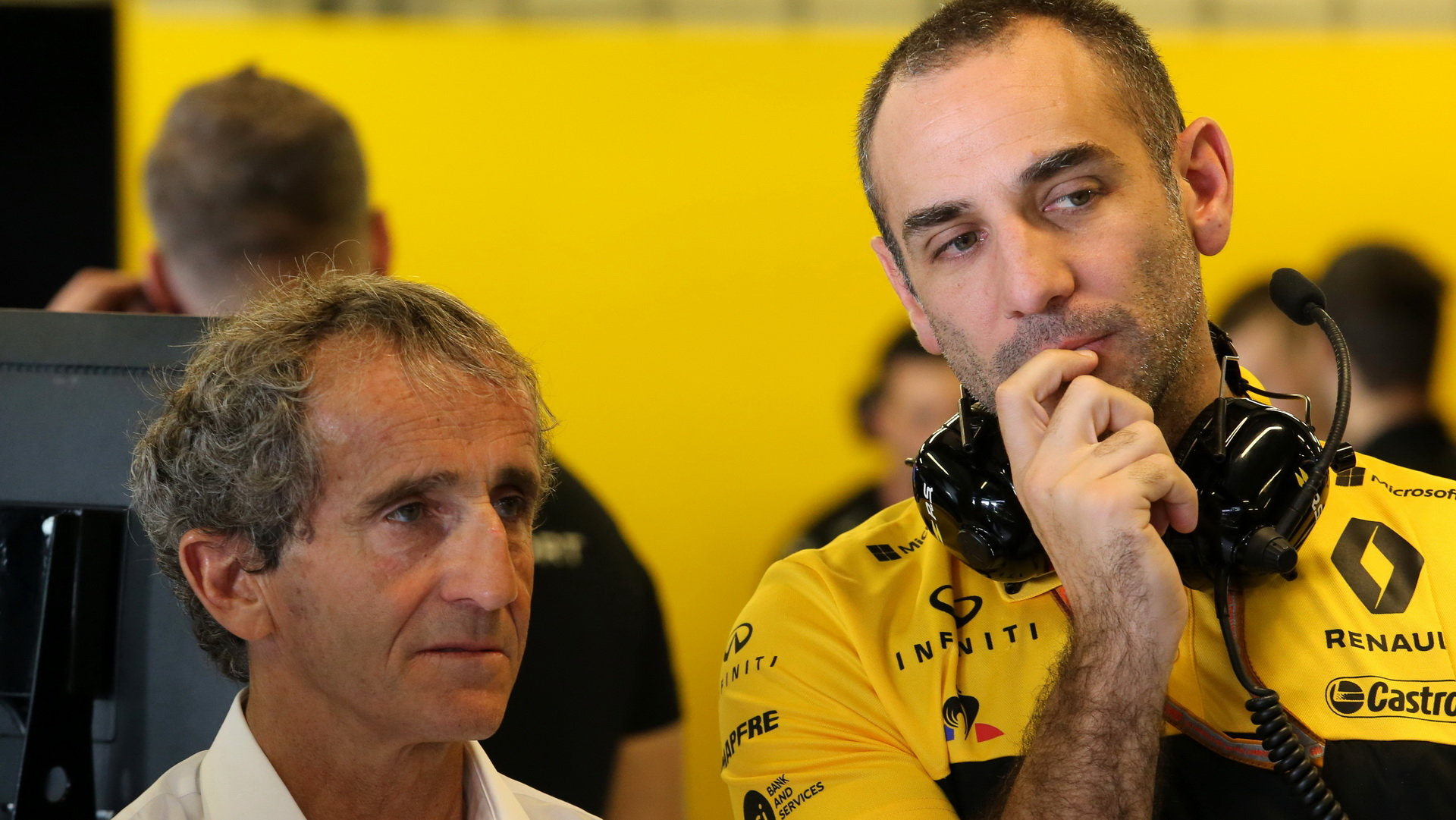 Alain Prost a Cyril Abiteboul v tréninku v Abú Zabí