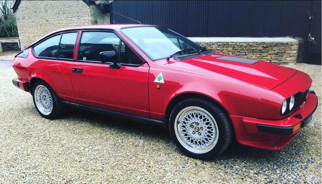 Alfa Romeo GTV6, staronový vůz Jeremy Clarksona (Instagram/jeremyclarkson1)