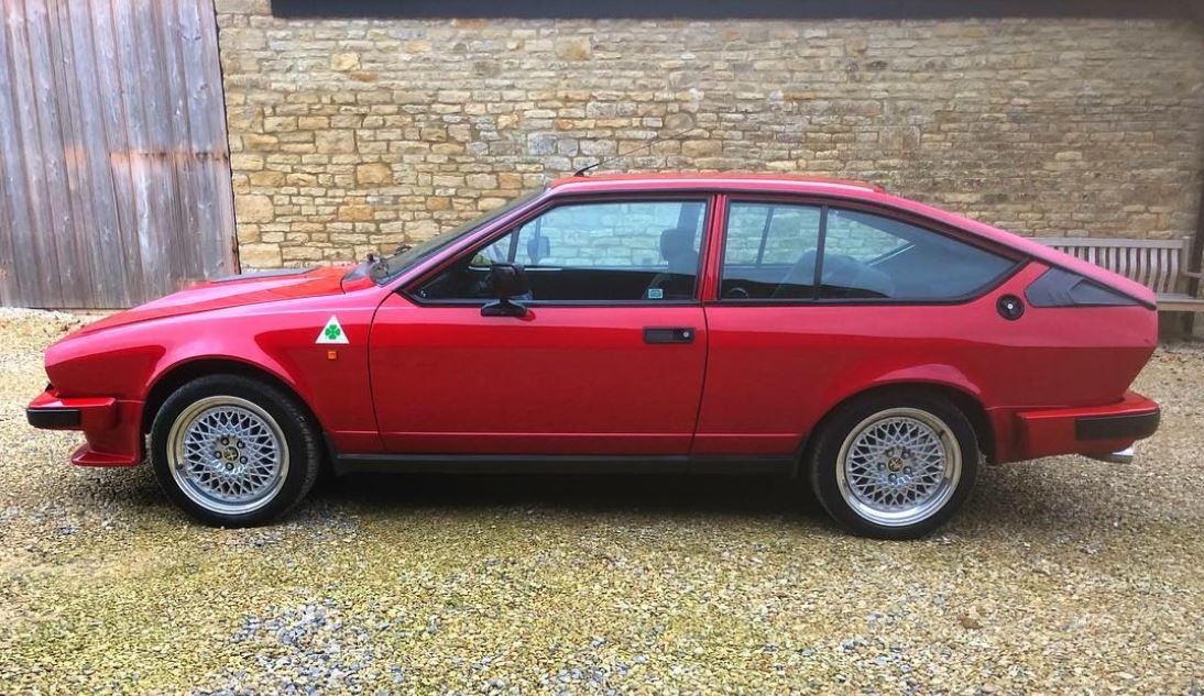 Alfa Romeo GTV6, staronový vůz Jeremy Clarksona (Instagram/jeremyclarkson1)