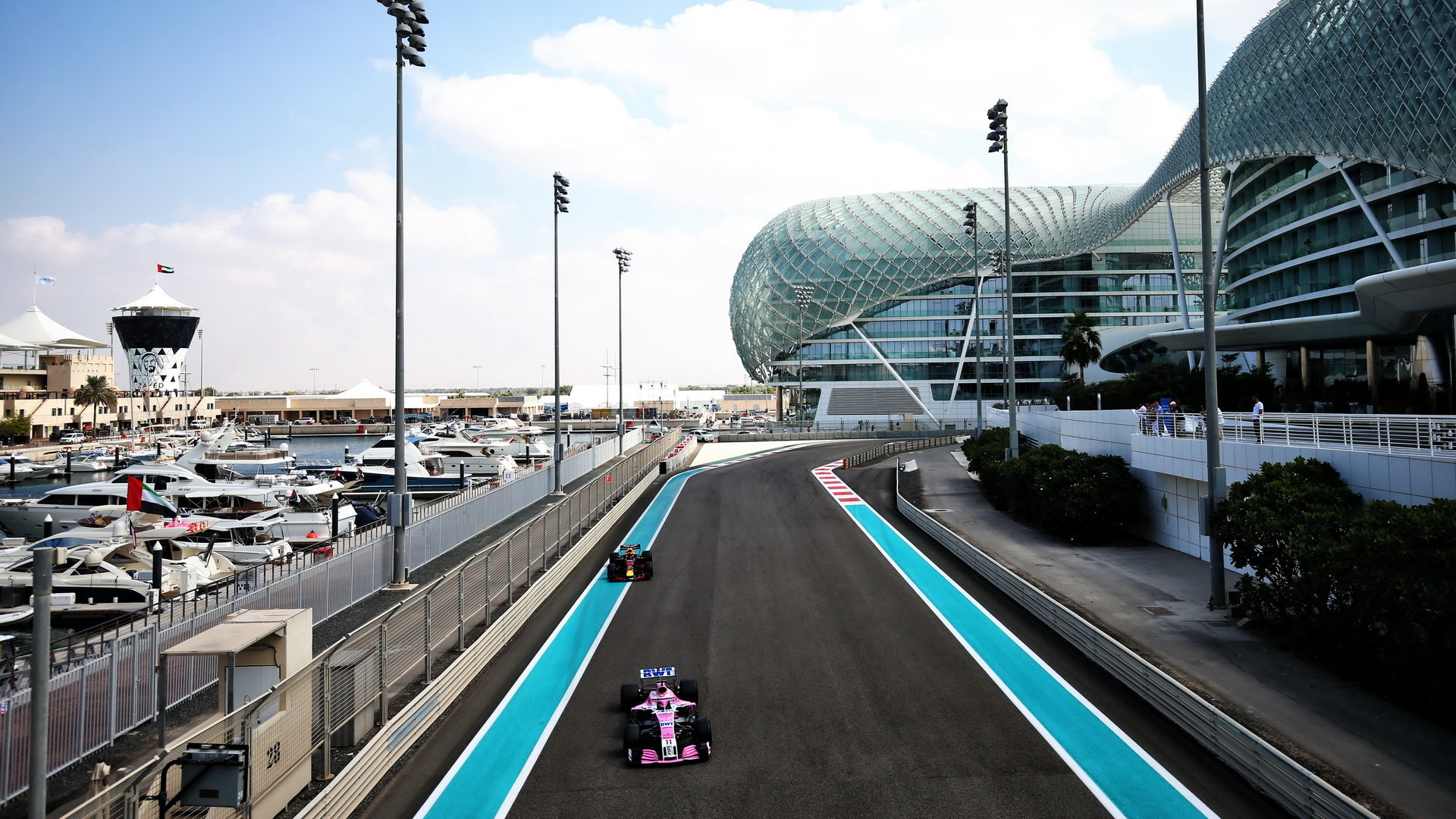 Lance Stroll při posezónních testech v Abú Zabí