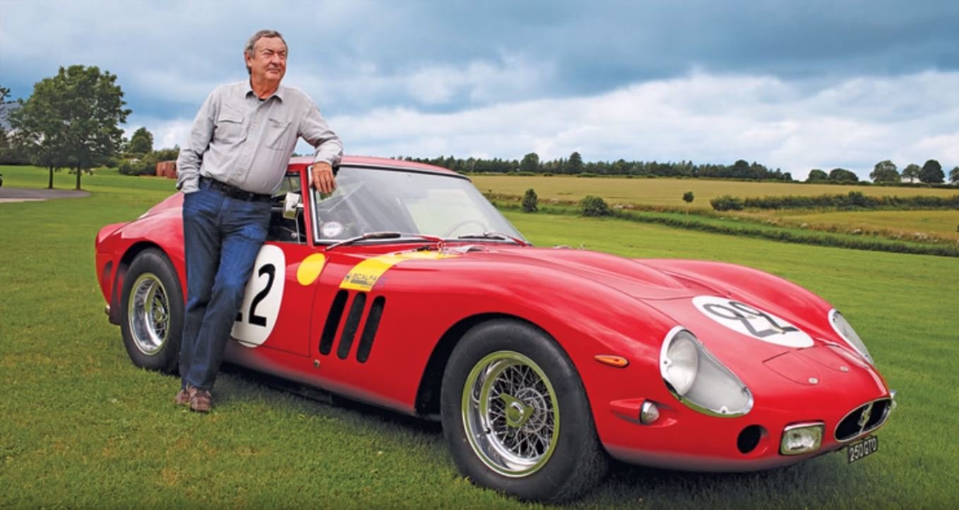 Nick Mason s jedním ze svých klasických Ferrari