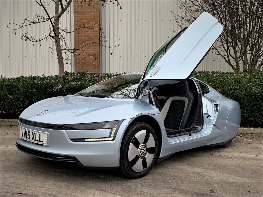Aukční portál Silverstone Auctions připravuje dražbu raritního hybridu Volkswagen XL1
